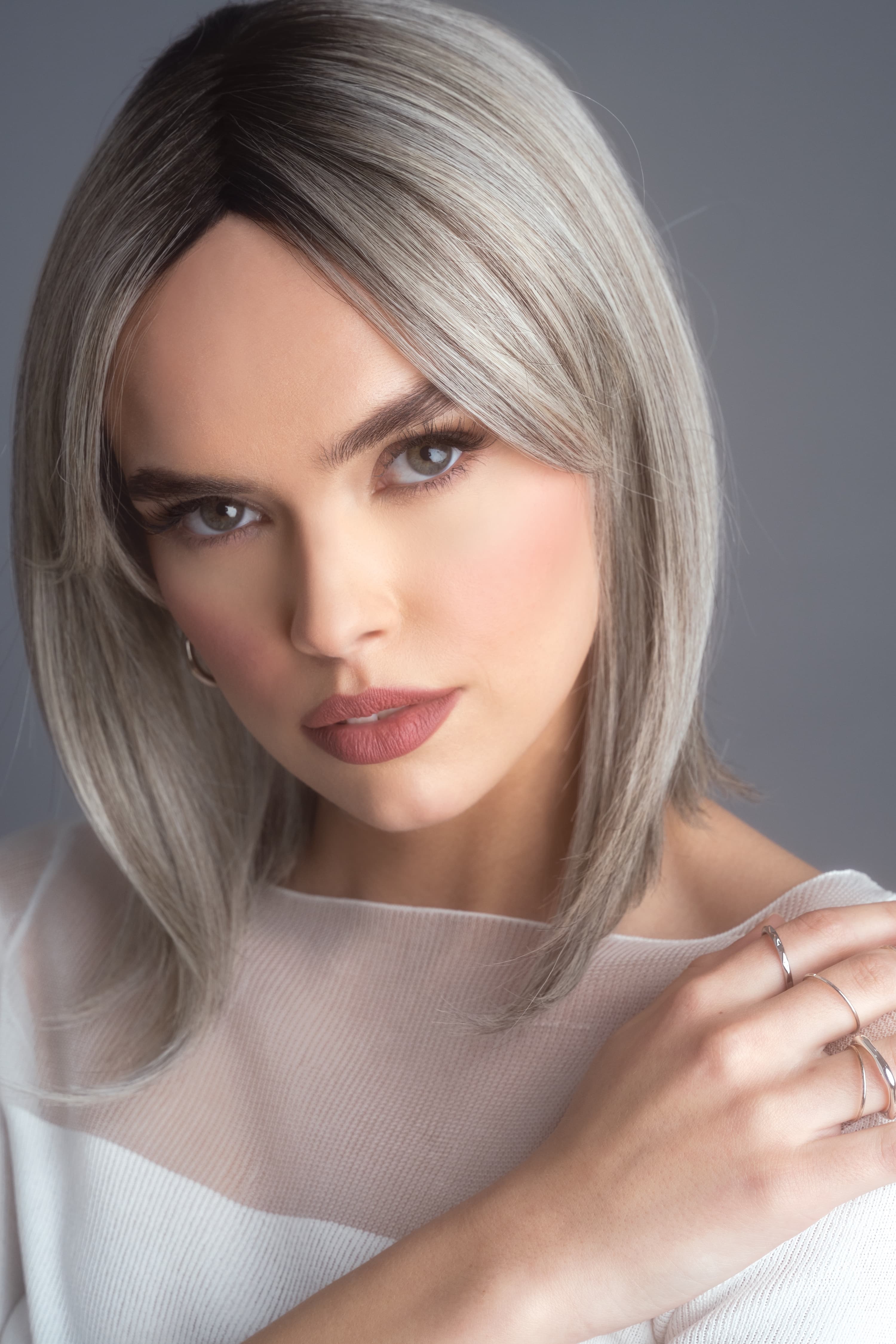 Straight Topper in Silver Brown (Rooted)